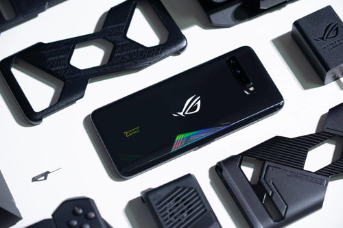 Rog游戲手機(jī)3電競(jìng)裝甲套裝 你游戲世界中的全副武裝